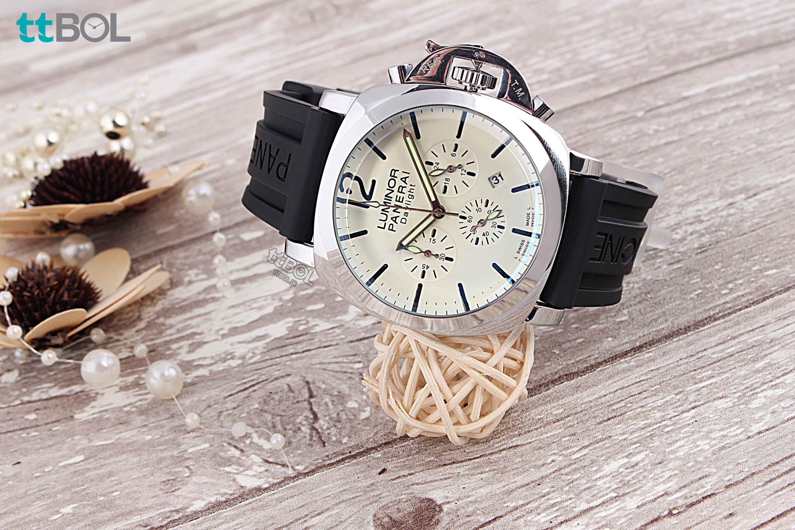 harga jam luminor panerai daylight