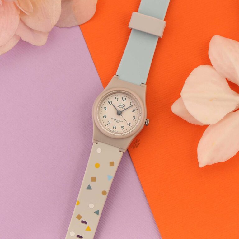 ساعت بند رنگی