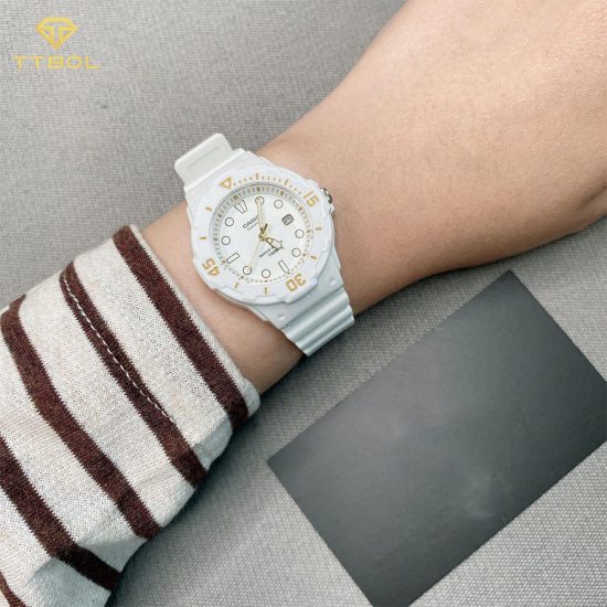 ساعت مچی زنانه کاسیو CASIO LRW-200H-7E2V