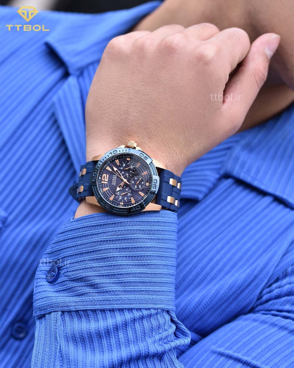 ساعت مچی مردانه گس GUESS W0366G4