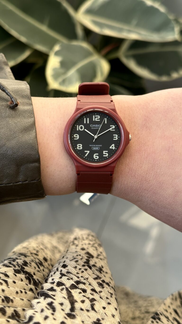 ساعت مچی زنانه کاسیو CASIO MQ-24UC-4B