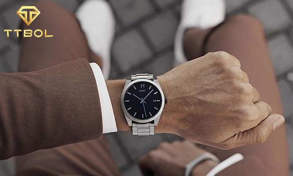 نگهداری ساعت مچی