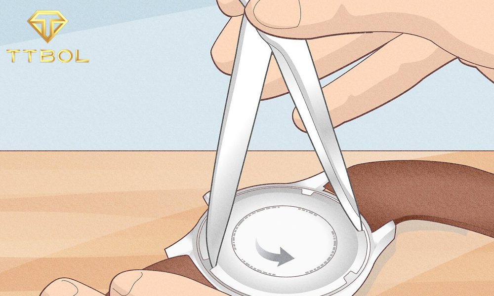 چگونه ساعت مچی را باز کنیم