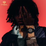 10. ساعت G-SHOCK مدل GA-010-1A روی مچ خانم