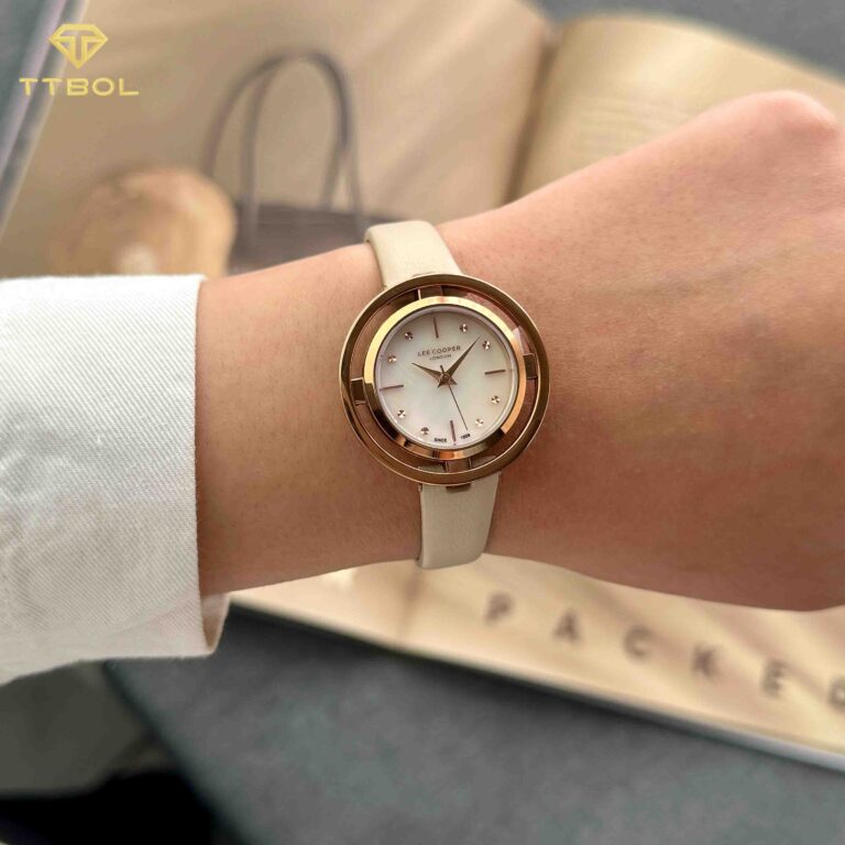 ساعت مچی زنانه لی کوپر بند چرم کرم LEE COOPER LC08034.424