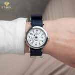ساعت مچی مردانه ایندیگلو بک لایتTIMEX TW2Y09000