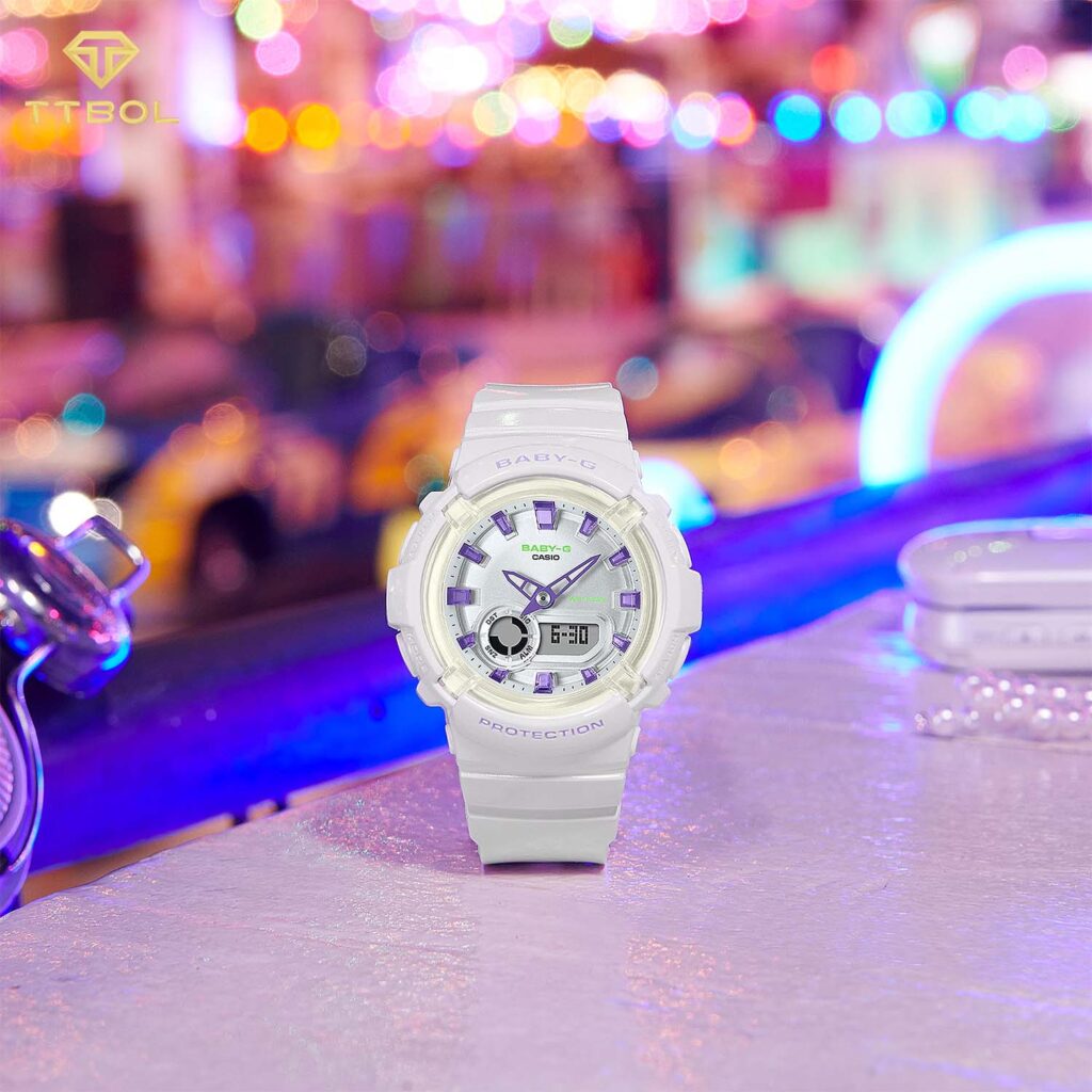 جزئیات صفحه ساعت BABY-G BGA-280DN-7A با ترکیب رنگی سفید و بنفش