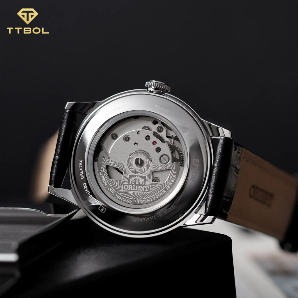 نمای درب پشت ساعت مچی مردانه اورینت ORIENT RA-AP0101B30B
