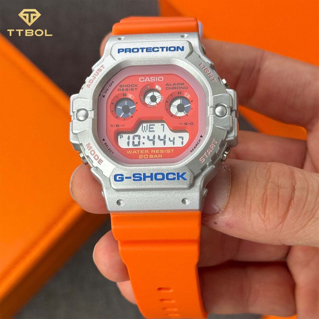 DW-5900EU-8A4