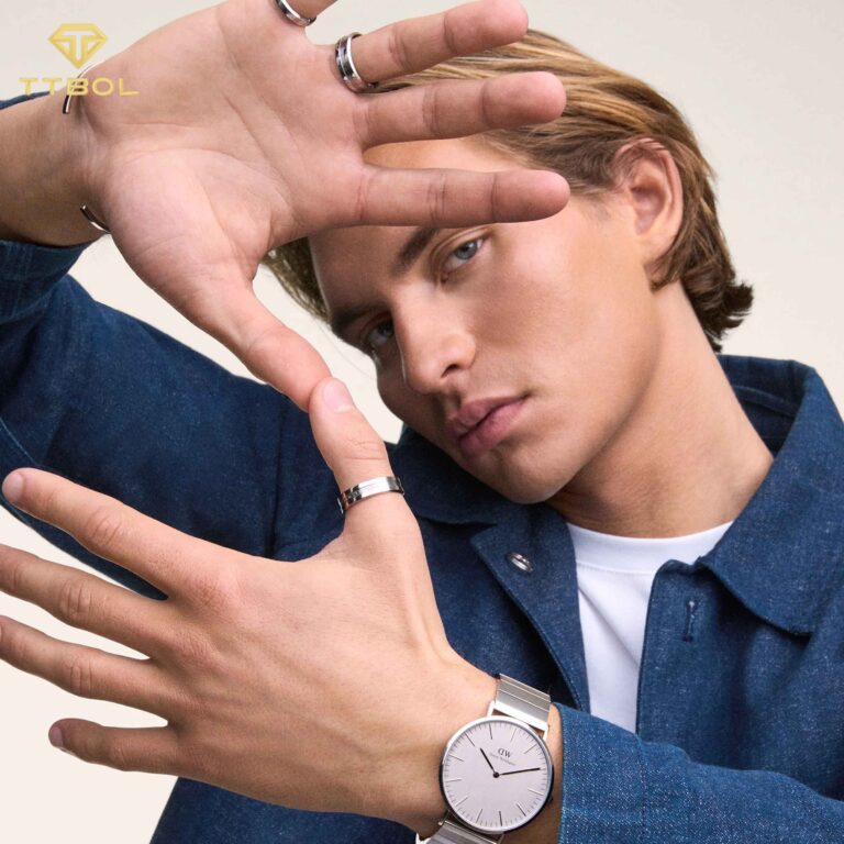ساعت مچی مردانه دنیل ولینگتون سیلور رنگ DANIEL WELLINGTON DW00100775