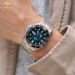 ساعت مچی مردانه اورینت صفحه سبز مشکی ORIENT RA-AA0811E