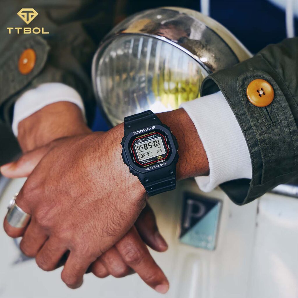 ساعت مچی مردانه کاسیو جیشاک بلوتوث دار CASIO G-SHOCK DW-5000R-1A