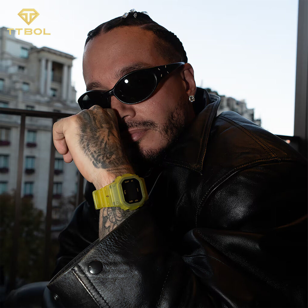 ساعت مچی مردانه کاسیو جیشاک همکاری با J Balvin CASIO G-SHOCK DWE-5600JB-1A9