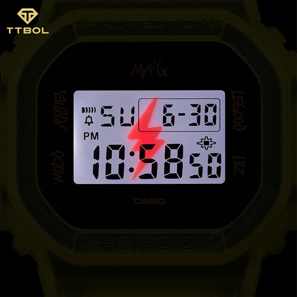 نور پس زمینه ساعت مچی مردانه کاسیو جیشاک CASIO G-SHOCK DWE-5600JB-1A9