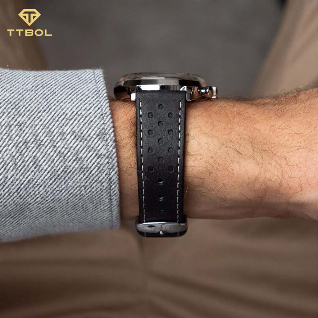 ساعت مچی مردانه تایمکس با بند چرم TIMEX TW2W98900