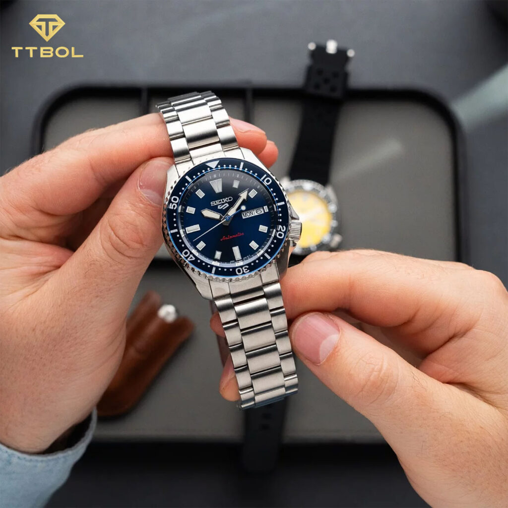 ساعت مچی مردانه سیکو اتوماتیک SEIKO 5 SRPL83K1