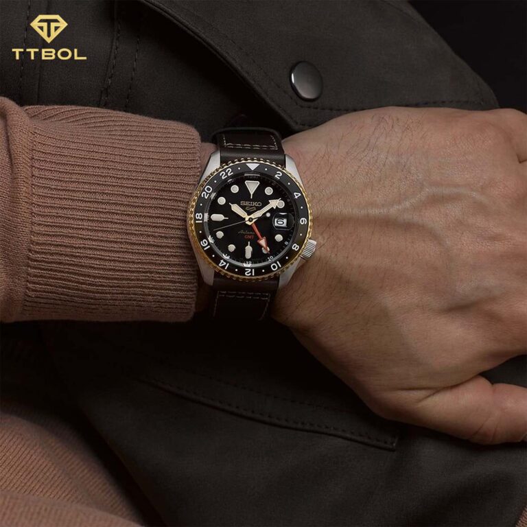 ساعت مچی اتوماتیک مردانه سیکو سری اسپرت بند چرم SEIKO 5 SSK036K1