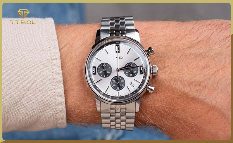 خرید ساعت مچی اصل در بلک فرایدی با بیشترین تخفیف سال. بهترین مدل‌های مردانه و زنانه را با قیمت ویژه تهیه کنید.