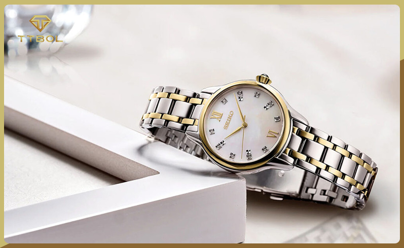 ساعت مچی کلاسیک زنانه