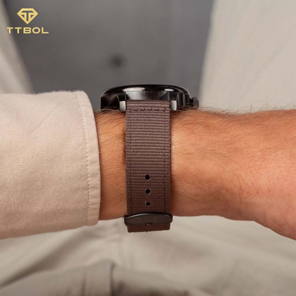 ساعت مچی مردانه تایمکس بند برزنتی TIMEX TW4B30900