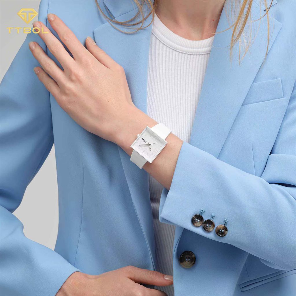 ساعت مچی سواچ وات ایف SWATCH SO34W700