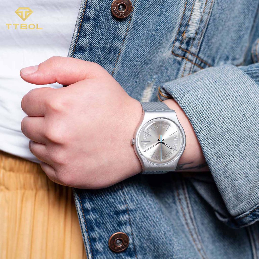 ساعت مچی سواچ فضایی SWATCH SUOM114