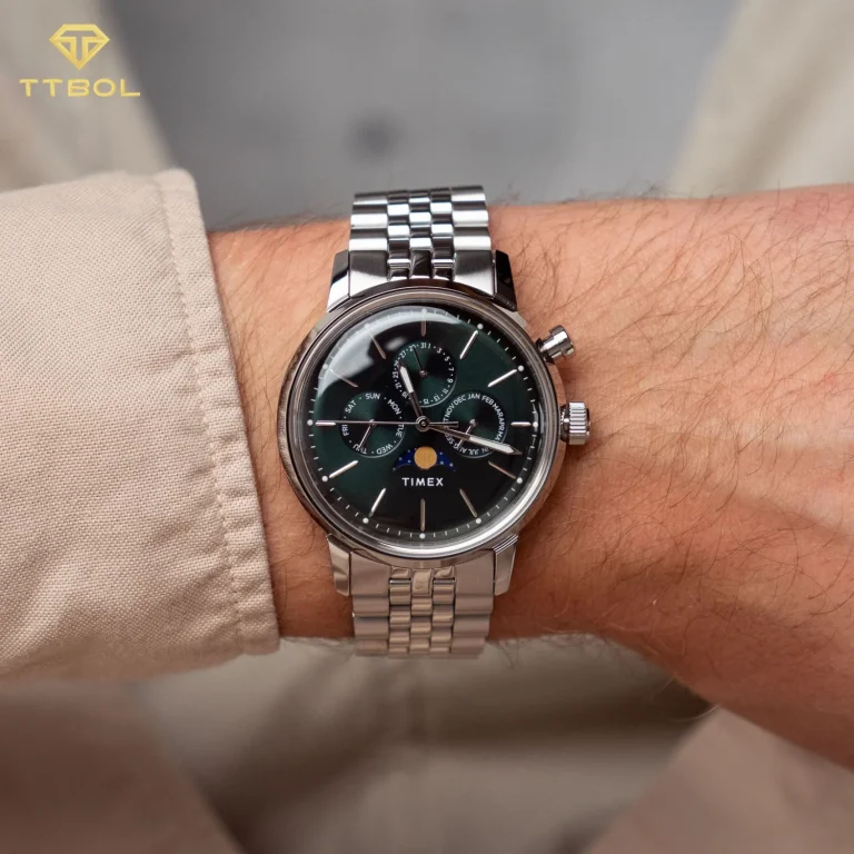 ساعت تایمکس TW2Y09900 Marlin Moon Phase - کلوزآپ صفحه