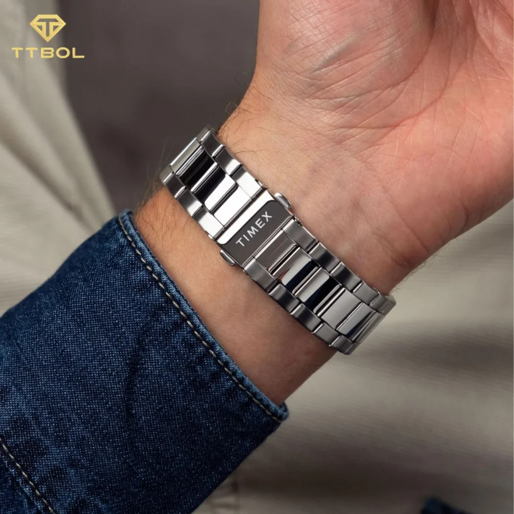 نمای مدلی ساعت مچی تایمکس TW2Y22700
