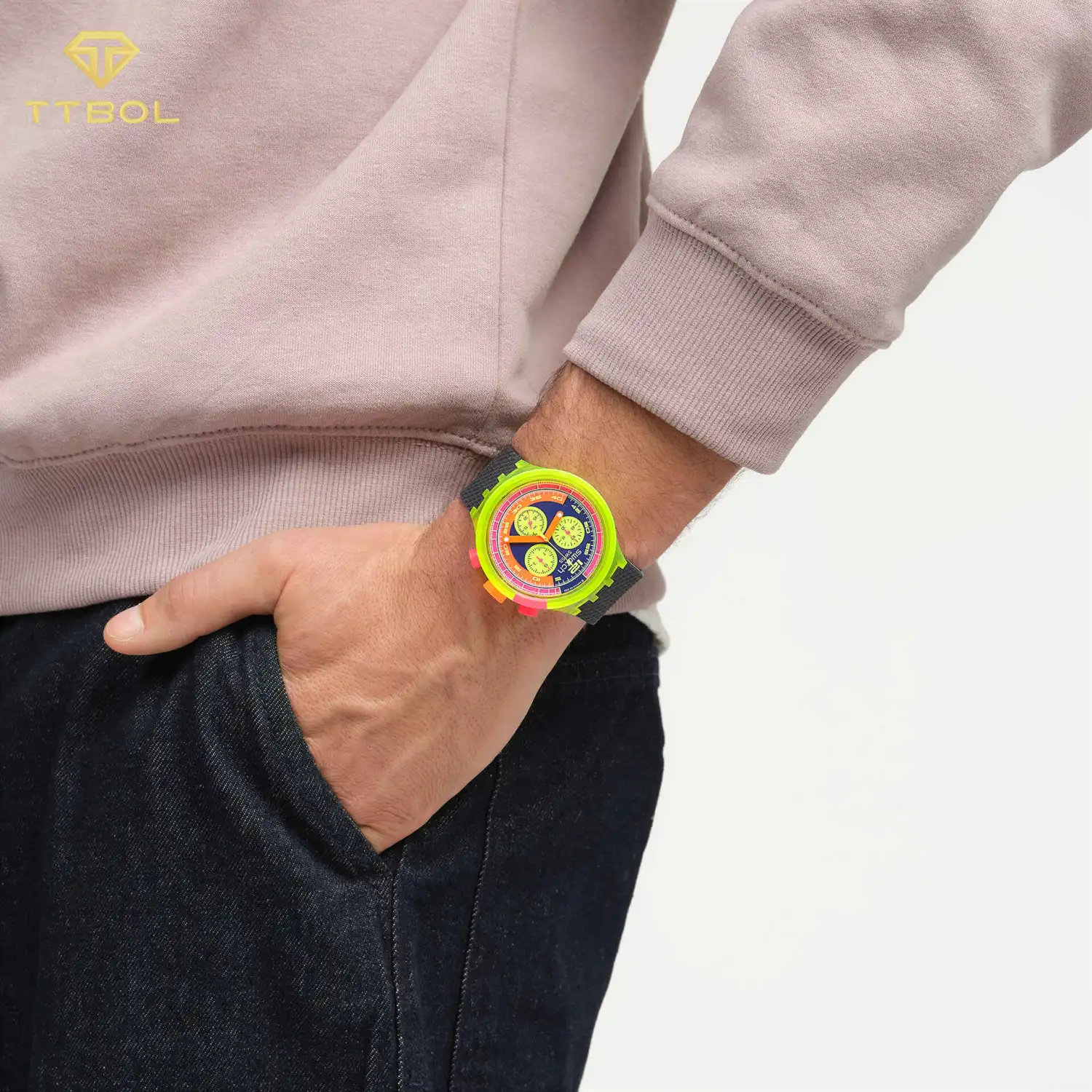 ساعت سواچ SB06J100 نمای کنار