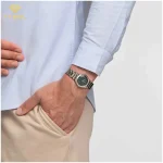 ساعت مچی سواچ YLS468GC روی مچ