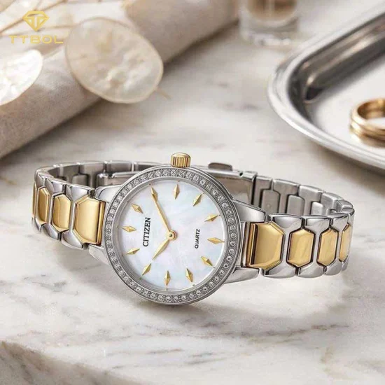 ساعت مچی زنانه سیتیزن CITIZEN EZ7014-55D - نمای لایف‌استایل